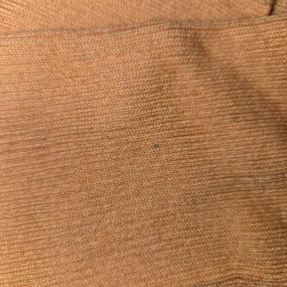 Raffi Cashmere V-Neck front and back Off The Shoulder Sweater, M, Peach Color - Picture 8 of 9